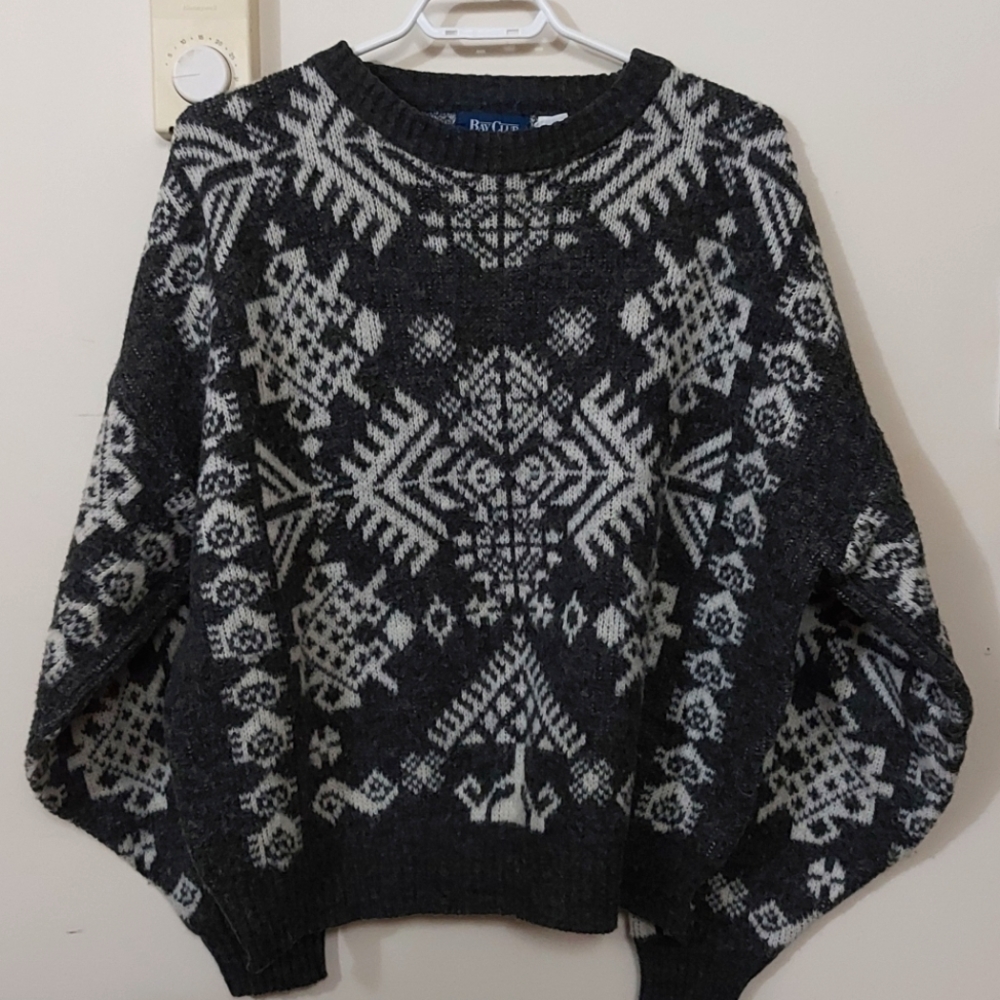 Bay Club Vintage wool blend sweater